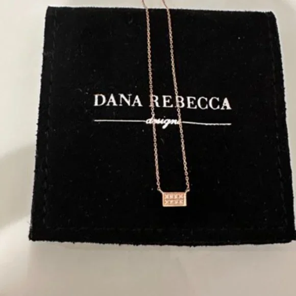 Dana Rebecca Katie Z Pendant | Rose Gold - Picture 4 of 7
